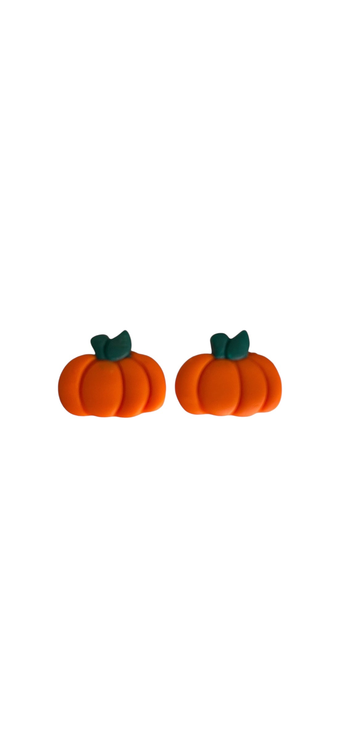 Mini Pumpkin Studs