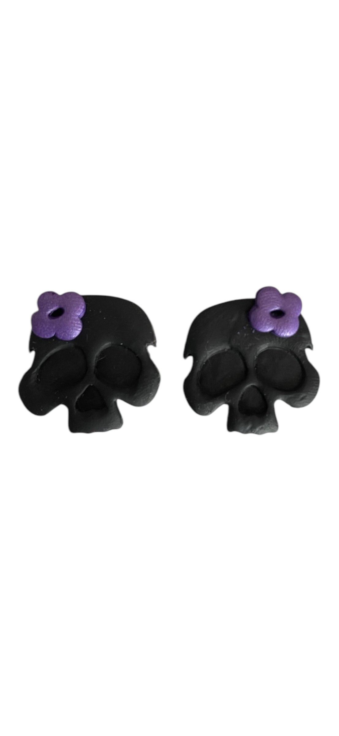 Pretty Skull Studs